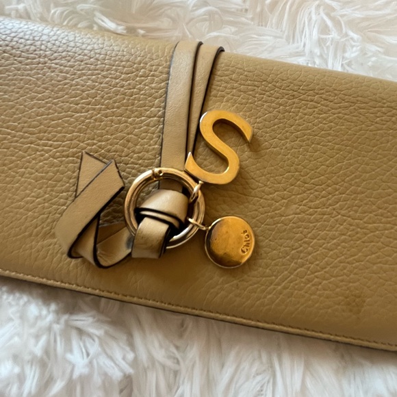 Chloe Authentic Wallet - Picture 16 of 16